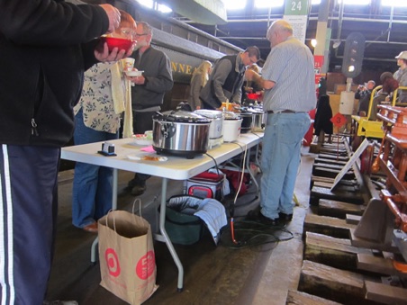 Doug Erickson electrifying the Crockpots