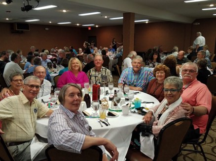 Table of DeSoto friends at the banquet