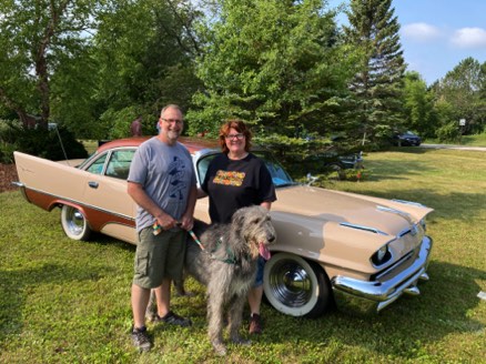 Saturday morning visitors at show grounds - this dog is the brother to Garry and Mickey's dog Dylan