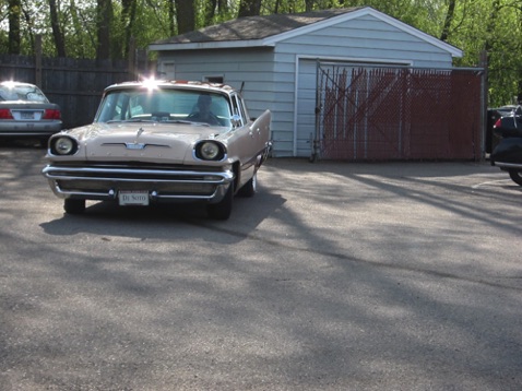 Garry Yazell's '57 DeSoto Firedome